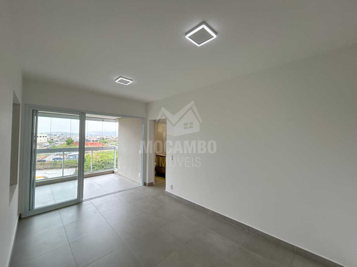 016abf7c-e2a1-422b-98fc-692382 - 2