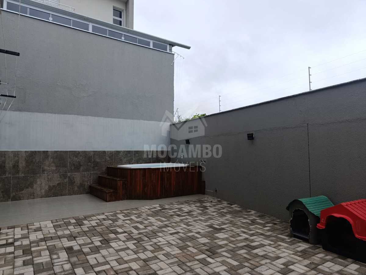 Conheça Quintal amplo do imóvel - Casa em Condomínio 2 quartos à venda Residencial Pateo Santo Antônio - Itatiba,SP Jardim México - R$ 760.000 - FCCN20138 - 24 Quintal amplo - 24