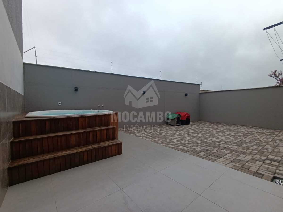 Conheça Quintal amplo do imóvel - Casa em Condomínio 2 quartos à venda Residencial Pateo Santo Antônio - Itatiba,SP Jardim México - R$ 760.000 - FCCN20138 - 25 Quintal amplo - 25