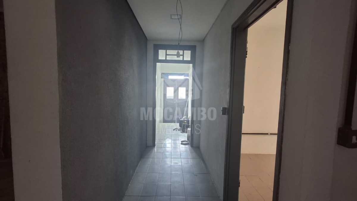 Conheça hall do imóvel - Sala Comercial 60m² para alugar Itatiba,SP Centro - R$ 2.500 - FCSL00438 - 6 hall - 6