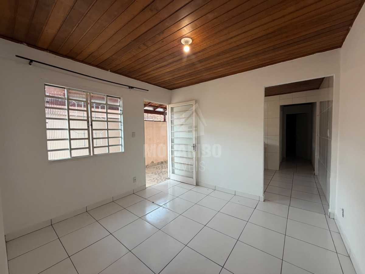 Casa 4 quartos para alugar Itatiba,SP  Jardim Esplanada - R$ 1.800