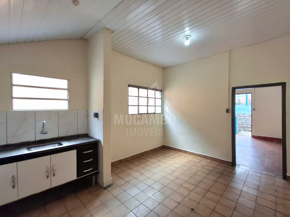 Casa 2 quartos para alugar Itatiba,SP  Vila Bela Vista - R$ 1.400
