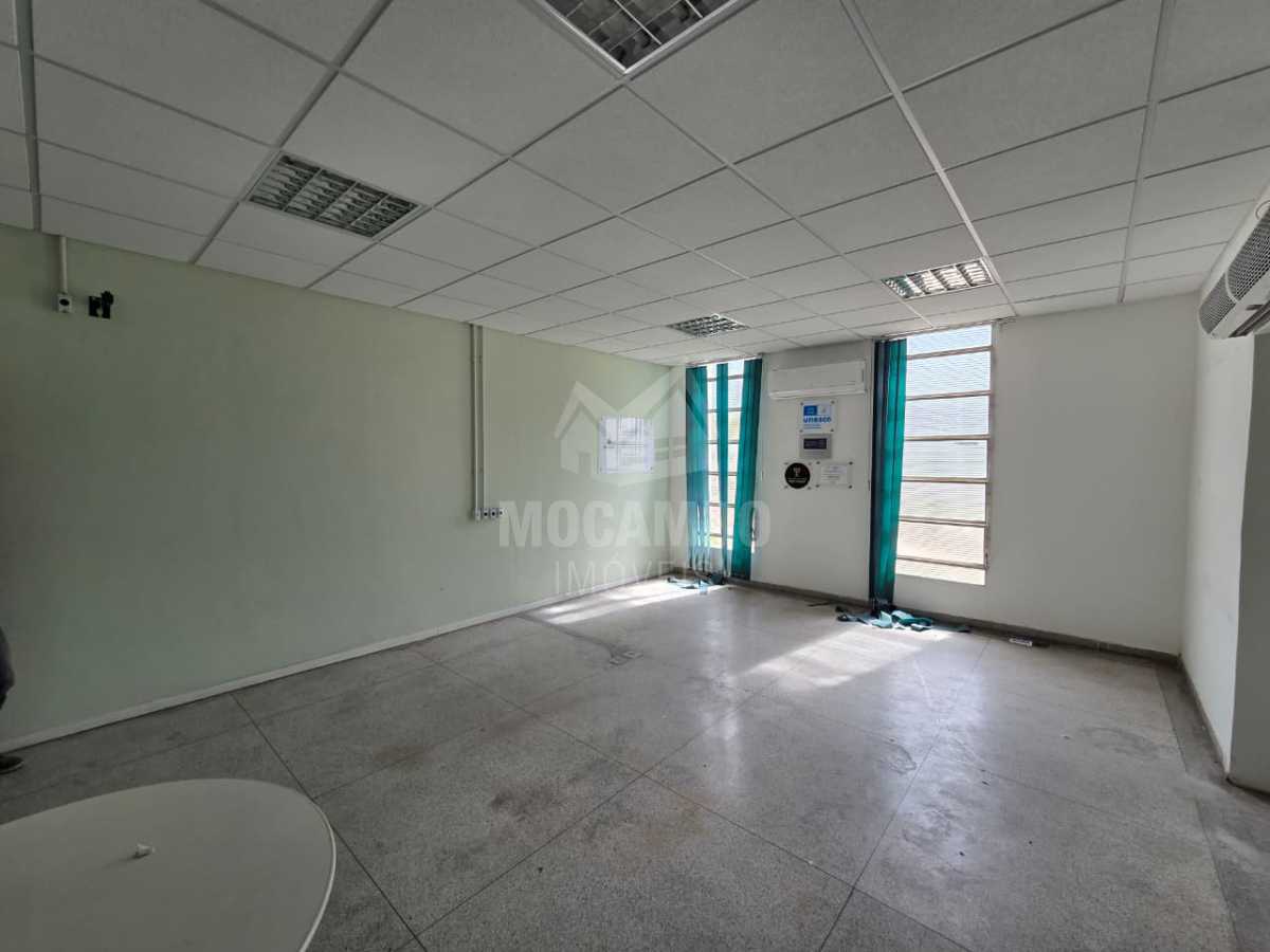 Conjunto de Salas para alugar Itatiba,SP  Centro - R$ 25.000