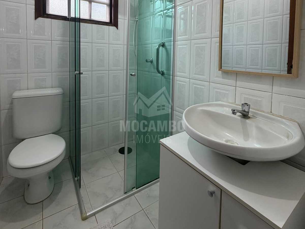 Conheça Banheiro da suíte do imóvel - Casa em Condomínio 2 quartos para alugar Itatiba,SP Loteamento Jardim Das Paineiras - R$ 3.500 - FCCN20154 - 11 Banheiro da suíte - 11