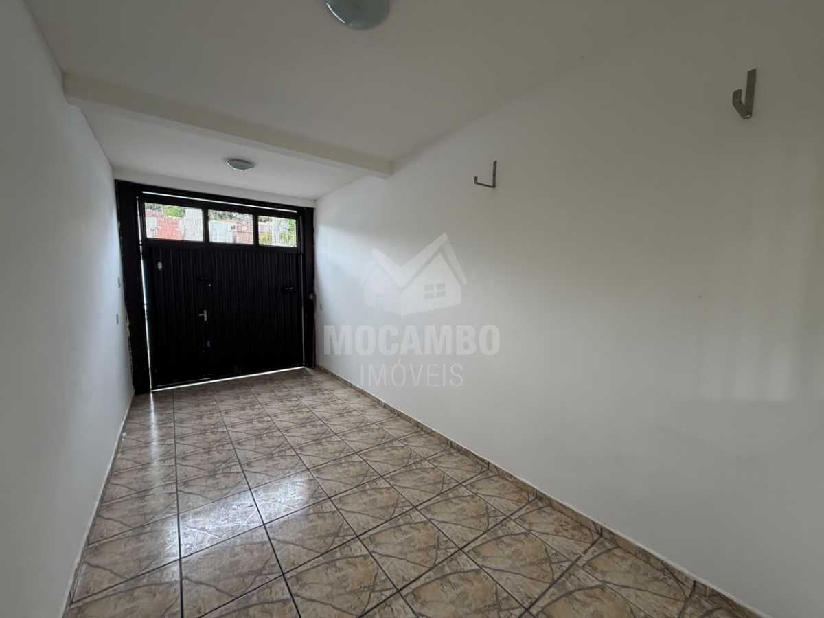 Casa 2 quartos para alugar Itatiba,SP  Vila Santa Terezinha - R$ 2.400