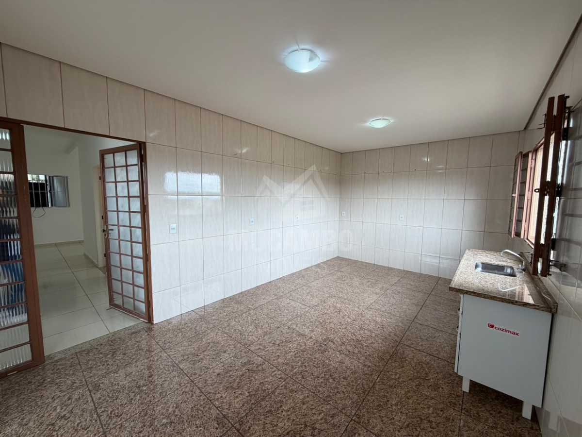 Casa 2 quartos para alugar Itatiba,SP  Vila Santa Terezinha - R$ 2.400
