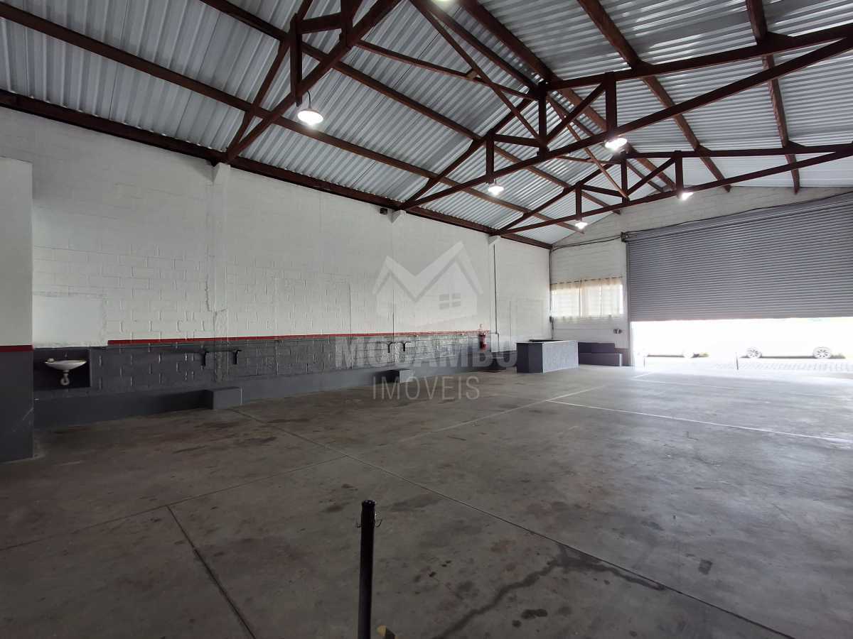 Conheça galpão do imóvel - Galpão 195m² para alugar Itatiba,SP Vila Santa Luzia - R$ 5.000 - FCGA00317 - 4 galpão - 4