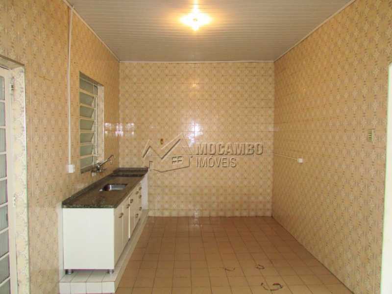Casa 2 quartos para alugar Itatiba,SP  Centro - R$ 2.500