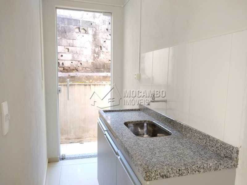 Sala Comercial para alugar Itatiba,SP  Centro - R$ 1.180