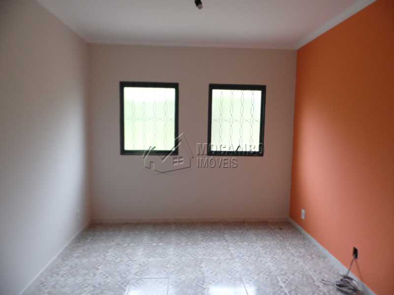 Apartamento 3 quartos para alugar Itatiba,SP  Residencial Beija Flor - R$ 1.200