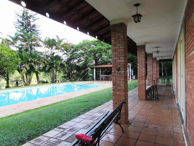 Conheça Varanda do imóvel - Sítio 21600m² à venda Itatiba,SP Bairro Itapema - R$ 1.600.000 - FCSI30001 - 15 Varanda - 15