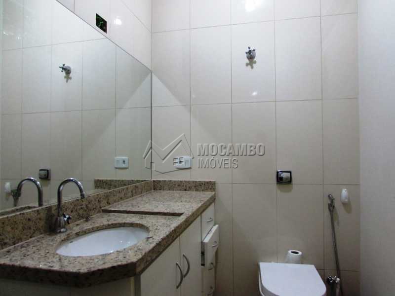 Conheça Banheiro Suíte do imóvel - Sítio 21600m² à venda Itatiba,SP Bairro Itapema - R$ 1.600.000 - FCSI30001 - 29 Banheiro Suíte - 29