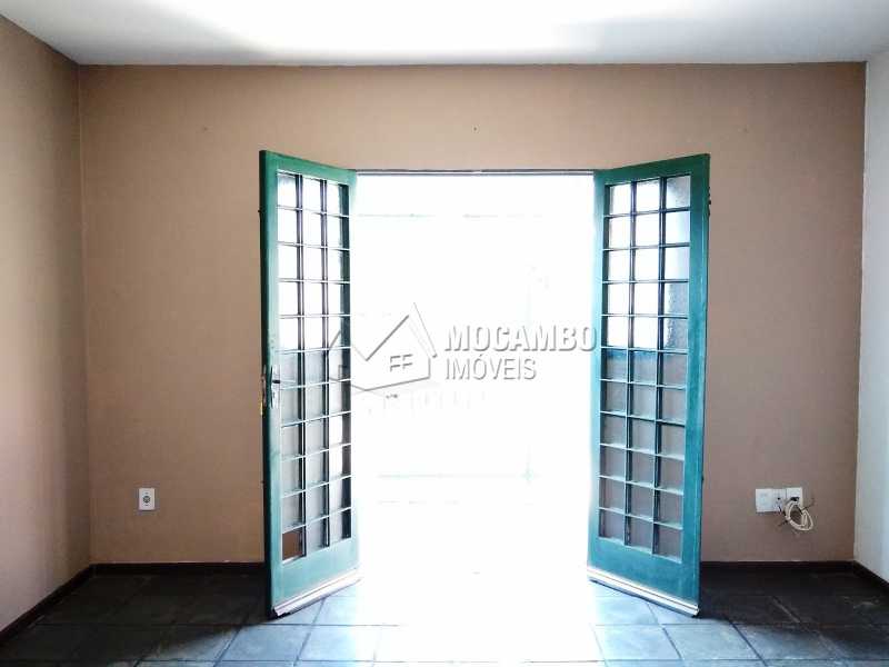 Casa 2 quartos para alugar Itatiba,SP  Jardim Ipê - R$ 2.300