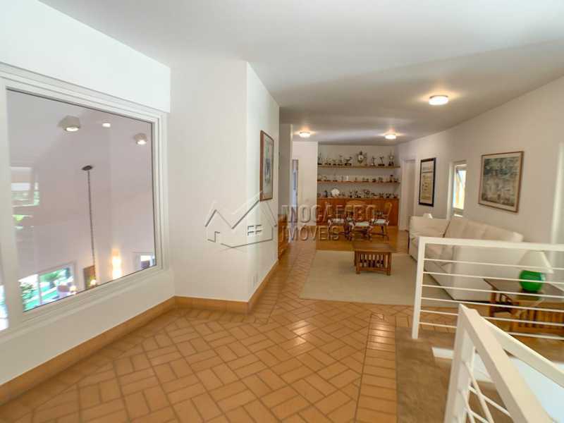 Conheça Sala andar superior do imóvel - Casa em Condomínio 10 quartos à venda Itatiba,SP Condomínio Quinta da Baroneza - R$ 15.000.000 - FCCN100002 - 18 Sala andar superior - 18