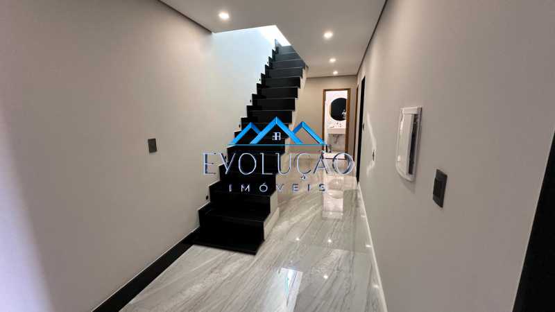 Conheça CIRCULAÇÃO 1º PISO do imóvel - Casa 3 quartos à venda Rio de Janeiro,RJ Campo Grande - R$ 820.000 - V0453 - 8 CIRCULAÇÃO 1º PISO - 8