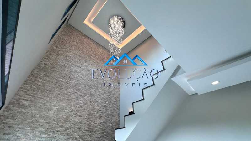 Conheça ACESSO TERCEIRO PISO do imóvel - Casa 3 quartos à venda Rio de Janeiro,RJ Campo Grande - R$ 820.000 - V0453 - 15 ACESSO TERCEIRO PISO - 15