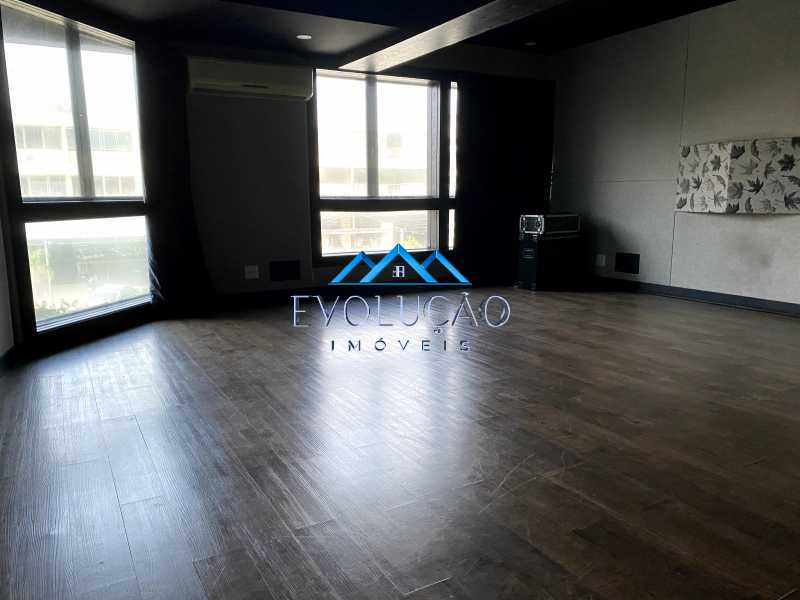 Prédio 1071m² à venda Rio de Janeiro,RJ Barra da Tijuca - R$ 11.000.000 - V0482