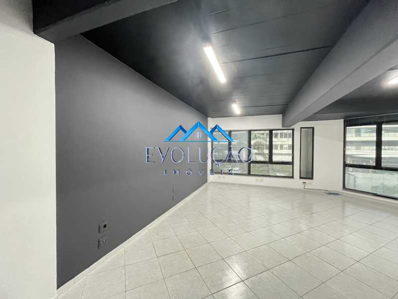 Prédio 1071m² à venda Rio de Janeiro,RJ Barra da Tijuca - R$ 11.000.000 - V0482