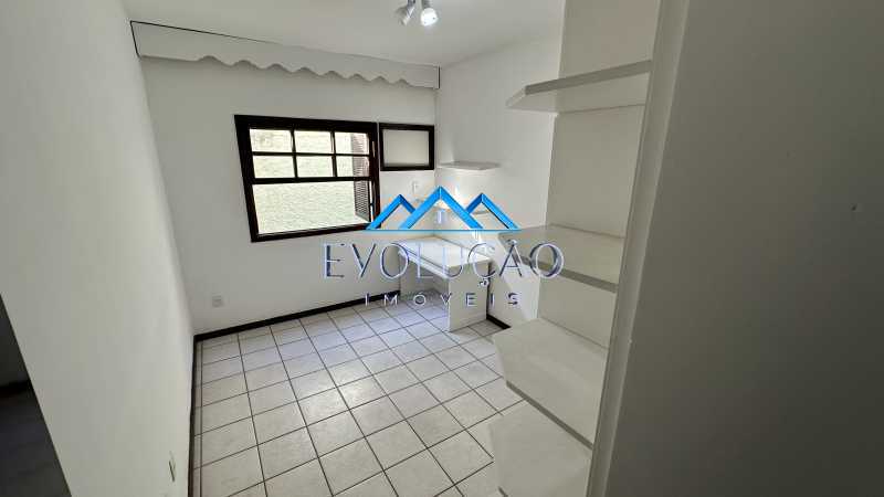 Casa em Condomínio à venda Avenida Tenente-Coronel Muniz de Aragão,Rio de Janeiro,RJ Anil - R$ 1.100.000 - V0490