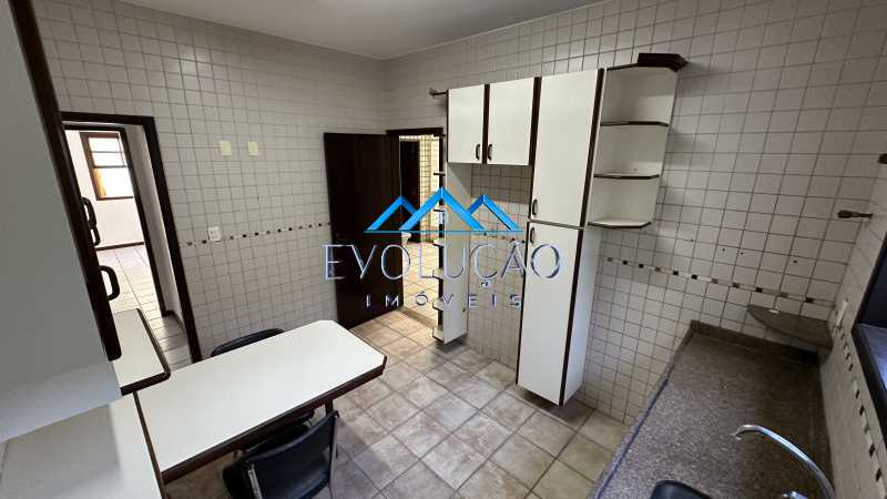 Casa em Condomínio à venda Avenida Tenente-Coronel Muniz de Aragão,Rio de Janeiro,RJ Anil - R$ 1.100.000 - V0490