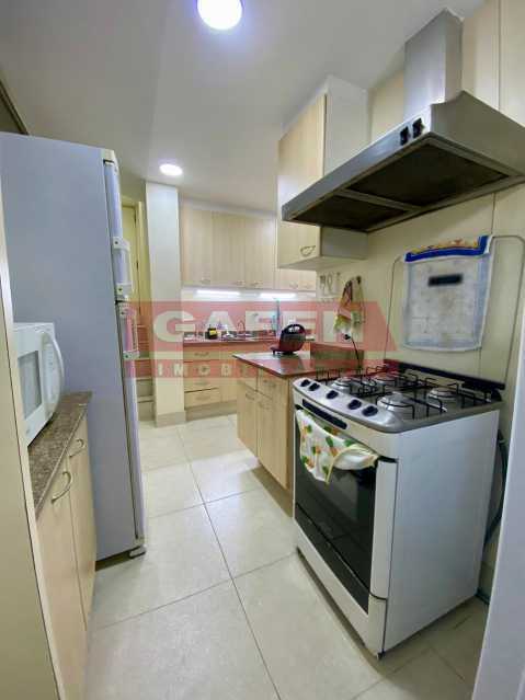 Conheça 988c875b-f853-430d-9ed1-7440e8 do imóvel - EXCELENTE APARTAMENTO DUPLEX NA QUADRA DA PRAIA, TODO REFORMADO, OPORUNIDADE ! - GAAP30928 - 10 988c875b-f853-430d-9ed1-7440e8 - 10