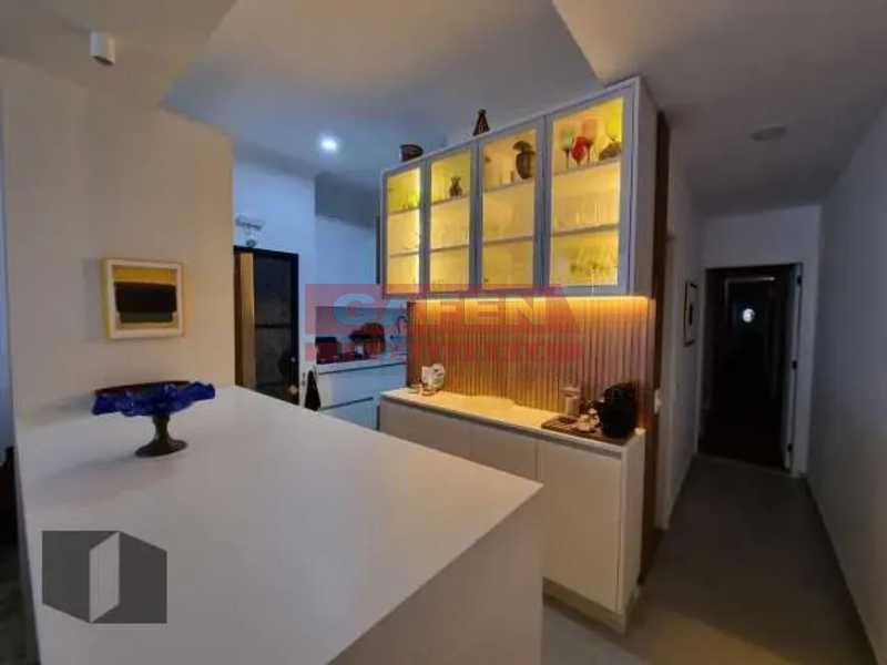 Conheça 2e11385a-c2d3-4519-bc6c-486265 do imóvel - Apartamento todo reformado andar alto com vista mar ! - GAAP31011 - 11 2e11385a-c2d3-4519-bc6c-486265 - 11