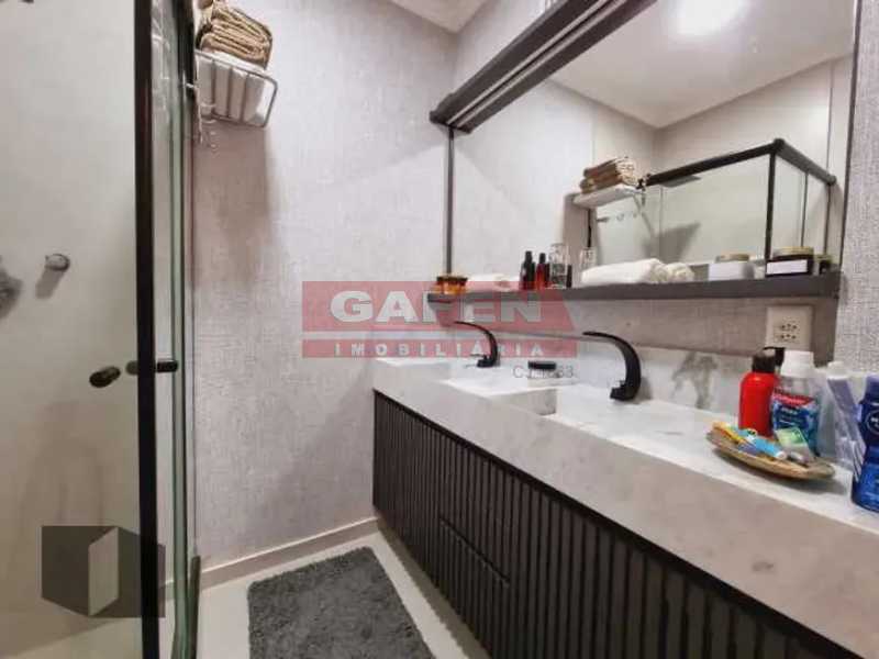 Conheça c9821be9-1b9c-4a4e-82cf-94da67 do imóvel - Apartamento todo reformado andar alto com vista mar ! - GAAP31011 - 19 c9821be9-1b9c-4a4e-82cf-94da67 - 19