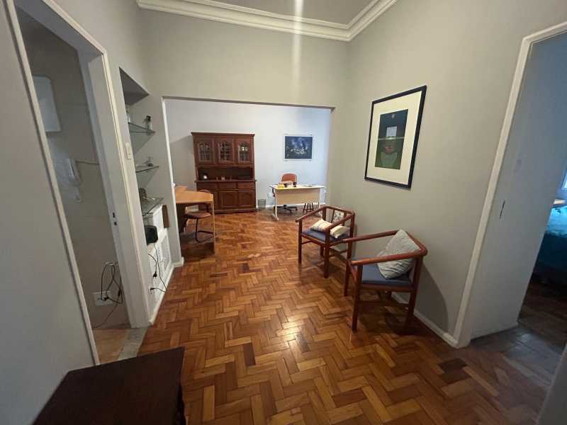 Conheça 1000669510 do imóvel - Excelente Apartamento 2 quartos com dependência e garagem na Rua Souza Lima - Posto 6 - GAAP21002 - 6 1000669510 - 6