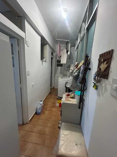 Conheça 1000669506 do imóvel - Excelente Apartamento 2 quartos com dependência e garagem na Rua Souza Lima - Posto 6 - GAAP21002 - 18 1000669506 - 18