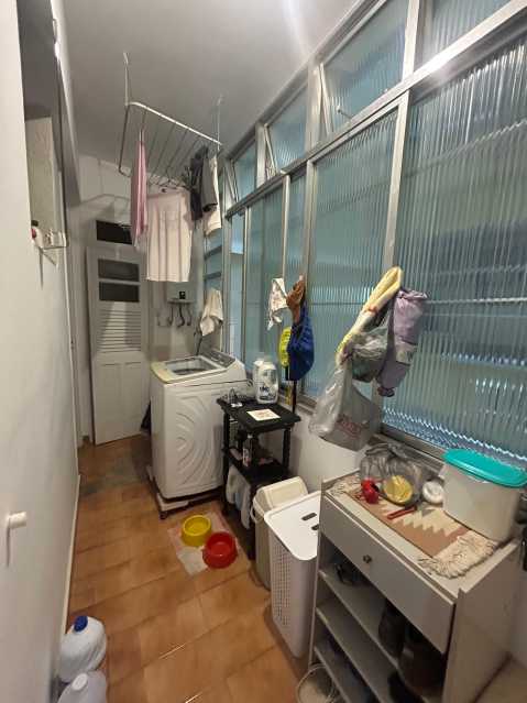 Conheça 1000669524 do imóvel - Excelente Apartamento 2 quartos com dependência e garagem na Rua Souza Lima - Posto 6 - GAAP21002 - 20 1000669524 - 20