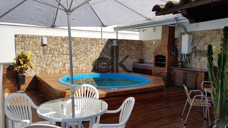 EDK VENDE - ÓTIMA COBERTURA LINEAR - BARRA DA TIJUCA - RJ 