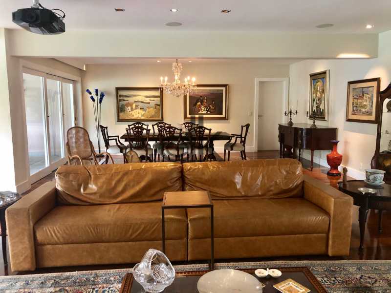 VENDA CASA DUPLEX - CONDOMÍNIO MALIBÚ - BARRA DA TIJUCA - ZONA OESTE - RJ