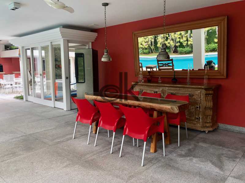 VENDA CASA DUPLEX - CONDOMÍNIO MALIBÚ - BARRA DA TIJUCA - ZONA OESTE - RJ