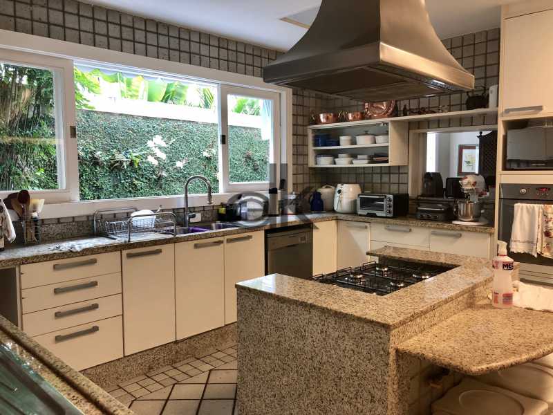 VENDA CASA DUPLEX - CONDOMÍNIO MALIBÚ - BARRA DA TIJUCA - ZONA OESTE - RJ