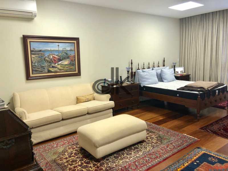 VENDA CASA DUPLEX - CONDOMÍNIO MALIBÚ - BARRA DA TIJUCA - ZONA OESTE - RJ