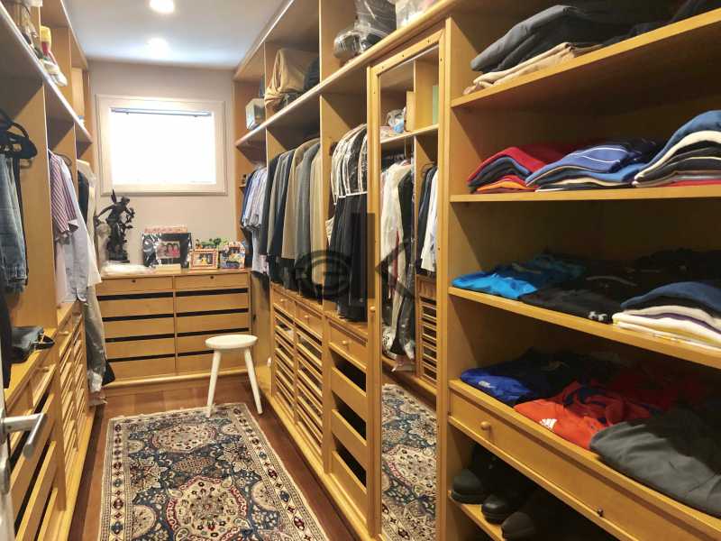 VENDA CASA DUPLEX - CONDOMÍNIO MALIBÚ - BARRA DA TIJUCA - ZONA OESTE - RJ