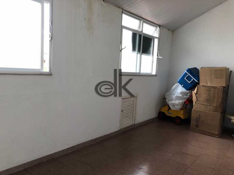 EDK VENDE -  CASA TRIPLEX - BARRA DA TIJUCA - RJ
