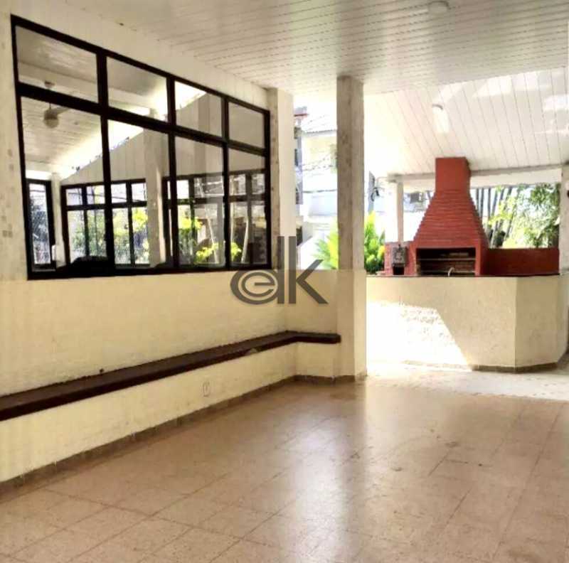 EDK VENDE -  CASA TRIPLEX - BARRA DA TIJUCA - RJ