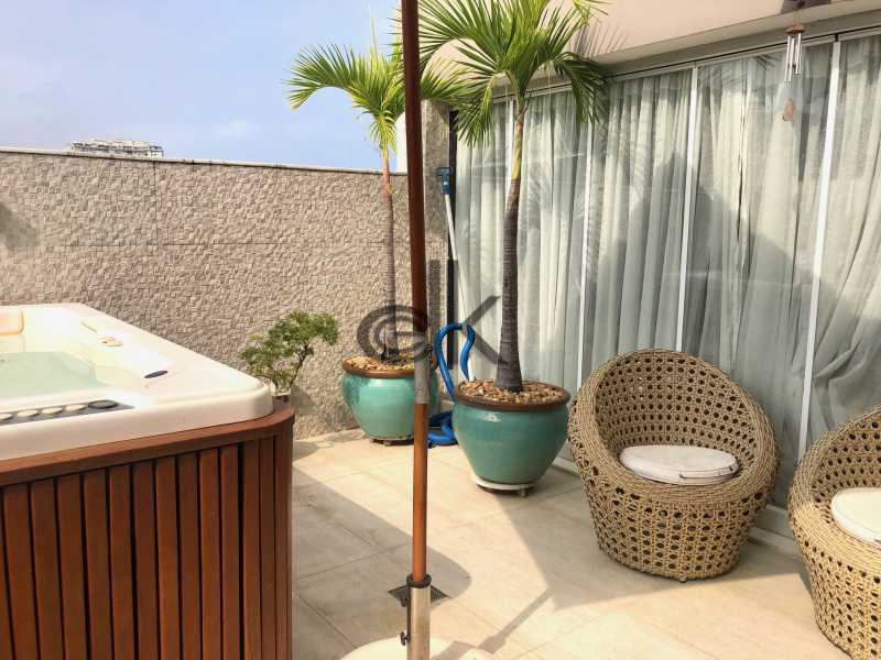 EDK - VENDE MARAVILHOSA COBERTURA DUPLEX 4 SUÍTES NO COND. JARDIM EUROPA - BARRA DA TIJUCA