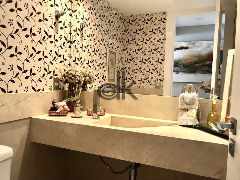 EDK - VENDE MARAVILHOSA COBERTURA DUPLEX 4 SUÍTES NO COND. JARDIM EUROPA - BARRA DA TIJUCA
