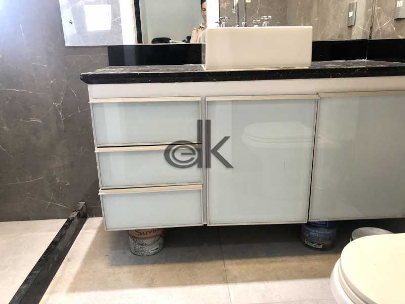 EDK - VENDE MARAVILHOSA COBERTURA DUPLEX 4 SUÍTES NO COND. JARDIM EUROPA - BARRA DA TIJUCA