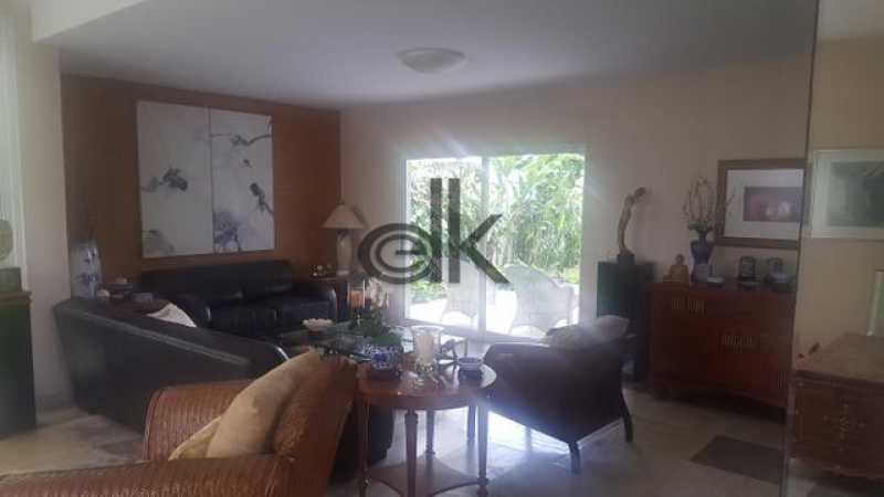 Edk vende linda residência no cond Cristal Lake