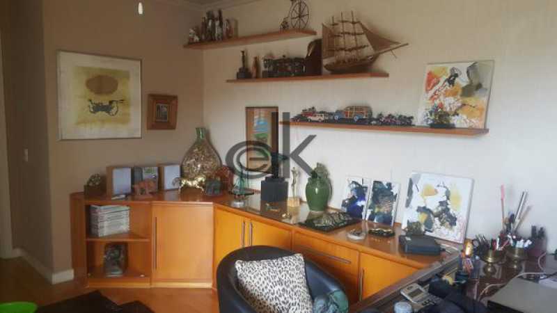 Edk vende linda residência no cond Cristal Lake