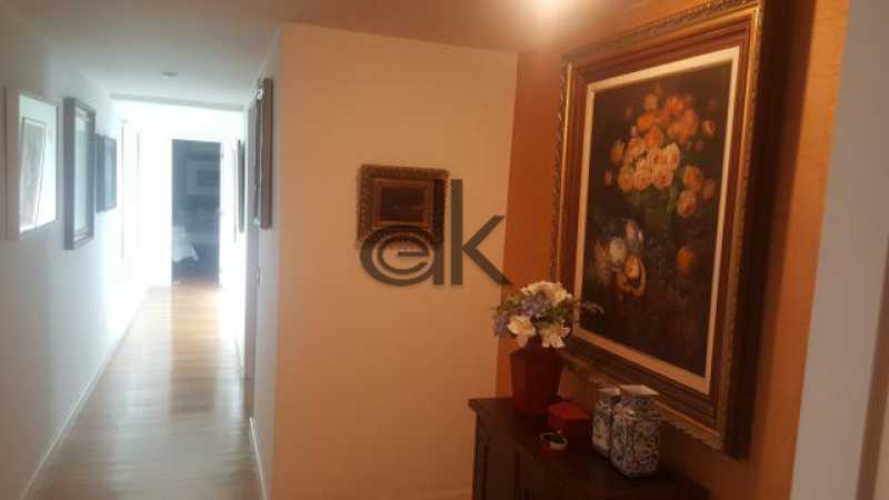 Edk vende linda residência no cond Cristal Lake