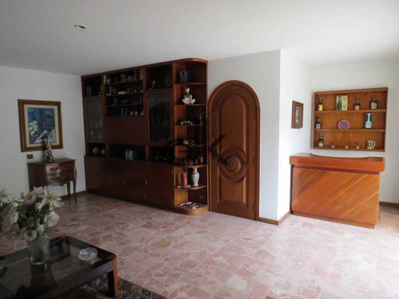 EDK VENDE - JARDIM OCEÂNICO - COBERTURA LINEAR - BARRA DA TIJUCA - JARDIM OCEÂNICO - RJ 