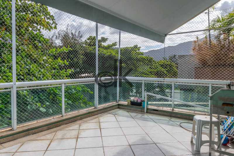 EDK - VENDE - JARDIM OCEÂNICO - COBERTURA LINEAR - BARRA DA TIJUCA - RJ 