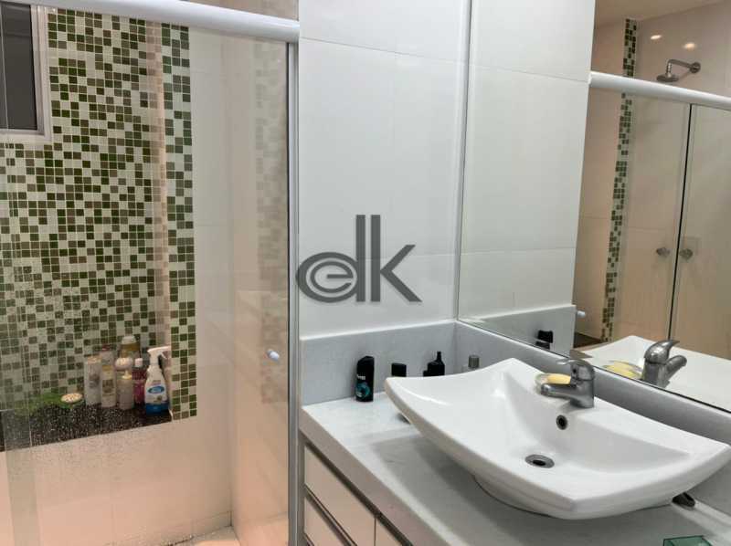 EDK VENDE - EXCELENTE COBERTURA VISTA MAR - BARRA DA TIJUCA - RJ