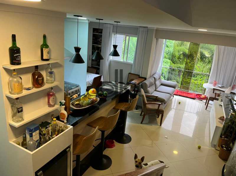 EDK VENDE - EXCELENTE COBERTURA VISTA MAR - BARRA DA TIJUCA - RJ