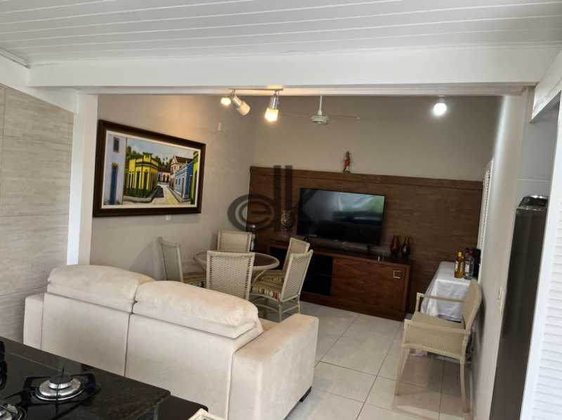 EDK VENDE - EXCELENTE COBERTURA VISTA MAR - BARRA DA TIJUCA - RJ
