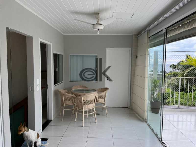 EDK VENDE - EXCELENTE COBERTURA VISTA MAR - BARRA DA TIJUCA - RJ